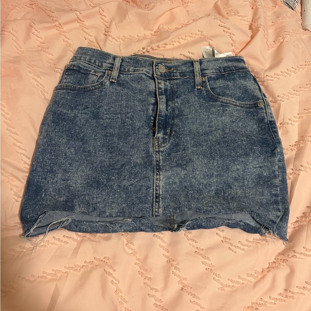 Levi’s Denim Mini Skirt